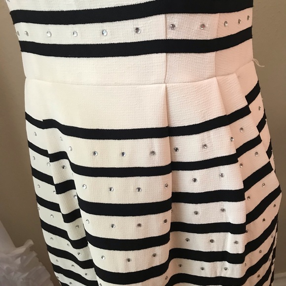 nanette lepore striped sheath dress - Picture 5 of 6